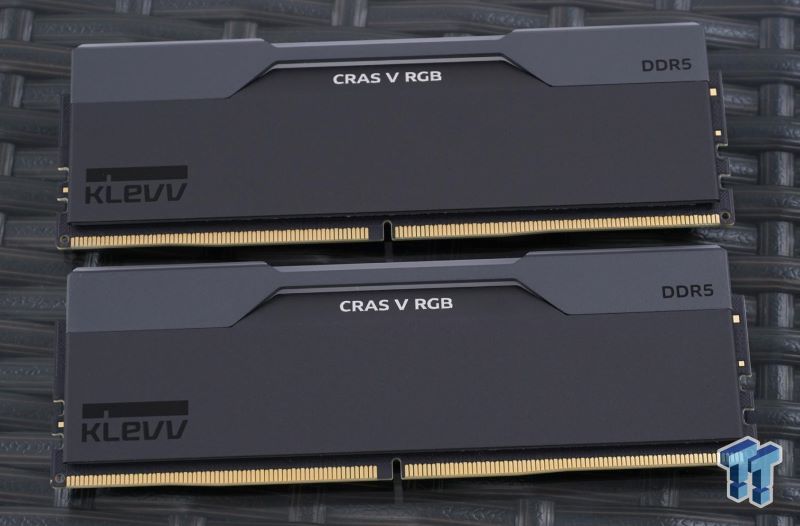 The KLEVV CRAS V Series Hits DDR5-8000