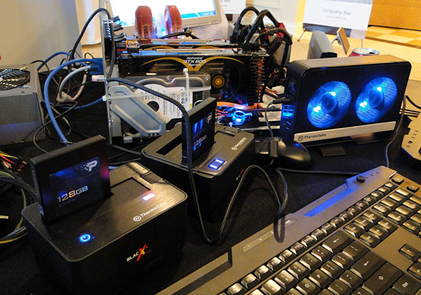 CES 2010: Thermaltake showcases new BlacX Duet USB 3.0, performance cases, heatsinks, and PSUs