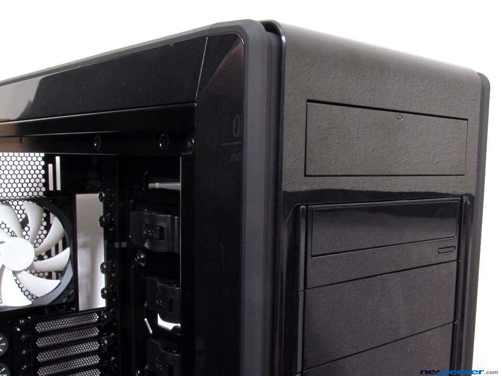 NZXT Switches the Phantom for an 810